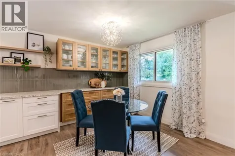 17 Woodsview Avenue Grimsby ON L3M 3S5