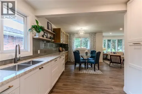 17 Woodsview Avenue Grimsby ON L3M 3S5