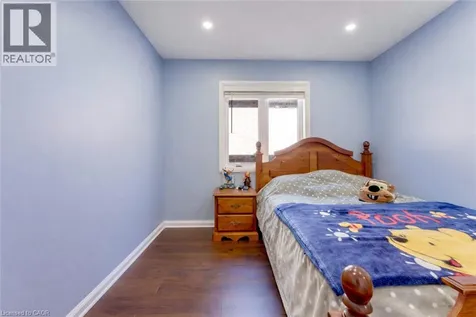 334 Apple Hill Crescent Kitchener ON N2R 0E5