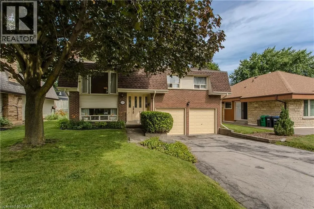 2915 Saint Malo Circle Mississauga ON L5N 1S8