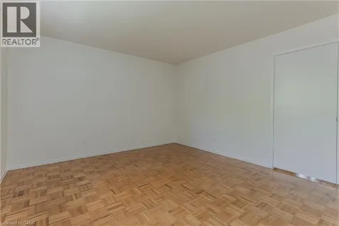 2915 Saint Malo Circle Mississauga ON L5N 1S8