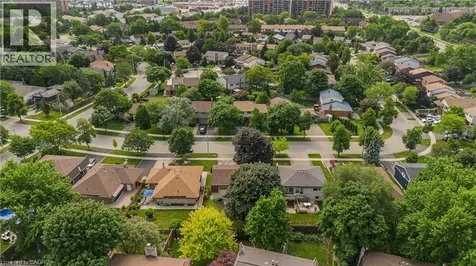 2915 Saint Malo Circle Mississauga ON L5N 1S8