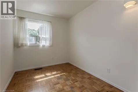 2915 Saint Malo Circle Mississauga ON L5N 1S8