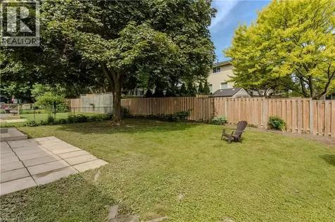 2915 Saint Malo Circle Mississauga ON L5N 1S8