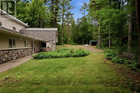 15 Dominion Park Drive Thessalon ON P0R 1L0