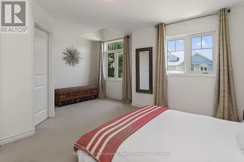 49 Silver Glen Boulevard Collingwood ON L9Y 0G9