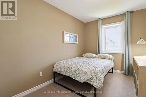 49 Silver Glen Boulevard Collingwood ON L9Y 0G9