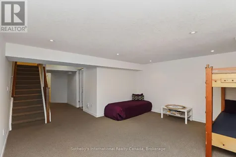 49 Silver Glen Boulevard Collingwood ON L9Y 0G9