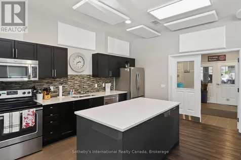 49 Silver Glen Boulevard Collingwood ON L9Y 0G9