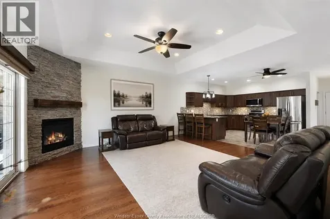 5925 Ballantrae Crescent Windsor ON N9J 3Y7