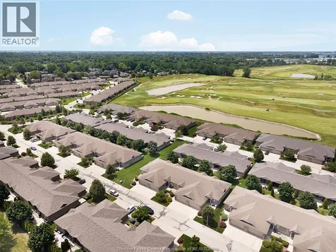 5925 Ballantrae Crescent Windsor ON N9J 3Y7