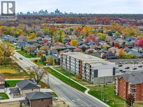4578 Huron Church Line Lasalle ON N9H 0M2