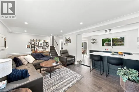 28 Riverview Terrace Paris ON N3L 2P4