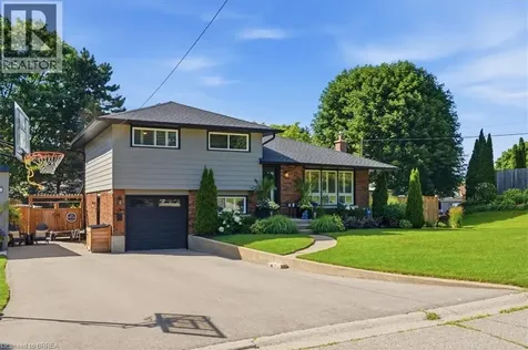 28 Riverview Terrace Paris ON N3L 2P4