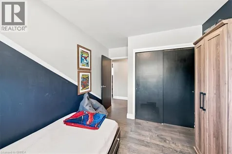 28 Riverview Terrace Paris ON N3L 2P4