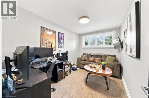 28 Riverview Terrace Paris ON N3L 2P4
