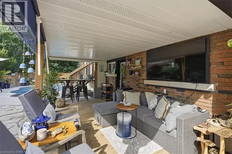 28 Riverview Terrace Paris ON N3L 2P4