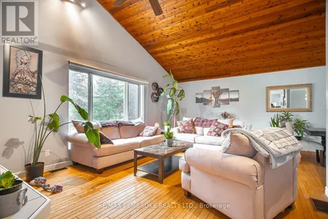 177 Sylvan Drive Petawawa ON K8A 6W7