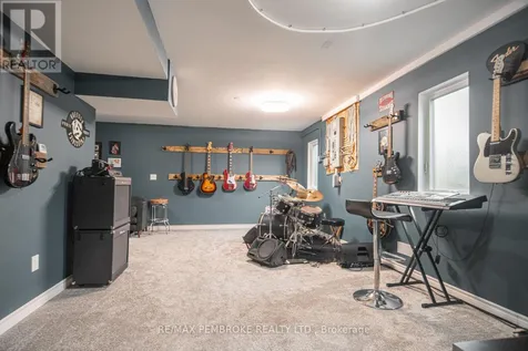 177 Sylvan Drive Petawawa ON K8A 6W7
