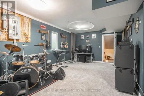 177 Sylvan Drive Petawawa ON K8A 6W7