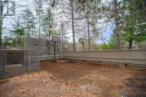 177 Sylvan Drive Petawawa ON K8A 6W7