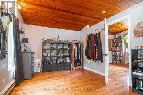 177 Sylvan Drive Petawawa ON K8A 6W7