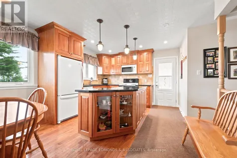 532 Herbert Street Pembroke ON K8A 2Z5