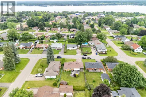 532 Herbert Street Pembroke ON K8A 2Z5