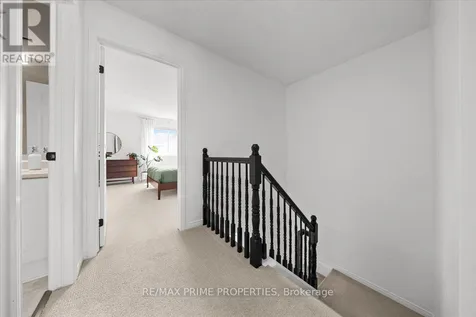 1587 Duplante Avenue Ottawa ON K4A 4A1