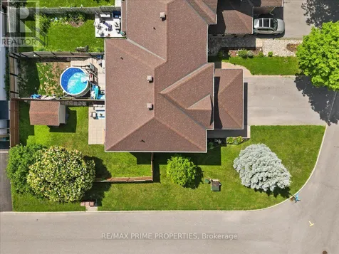 1587 Duplante Avenue Ottawa ON K4A 4A1
