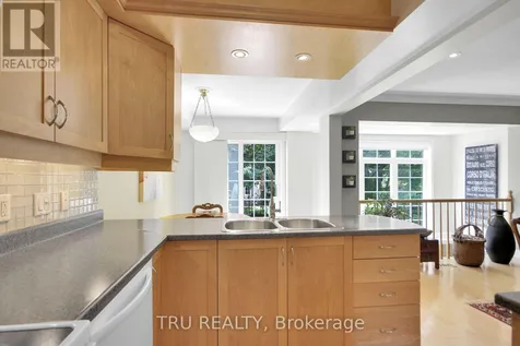 109 Braddock Private Ottawa ON K2J 0E7