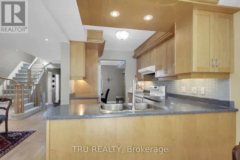 109 Braddock Private Ottawa ON K2J 0E7