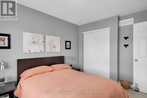 109 Braddock Private Ottawa ON K2J 0E7