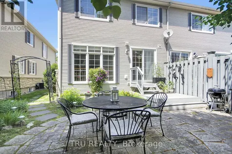 109 Braddock Private Ottawa ON K2J 0E7