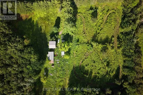 4822 Champlain Street Clarence-rockland ON K0A 1E0