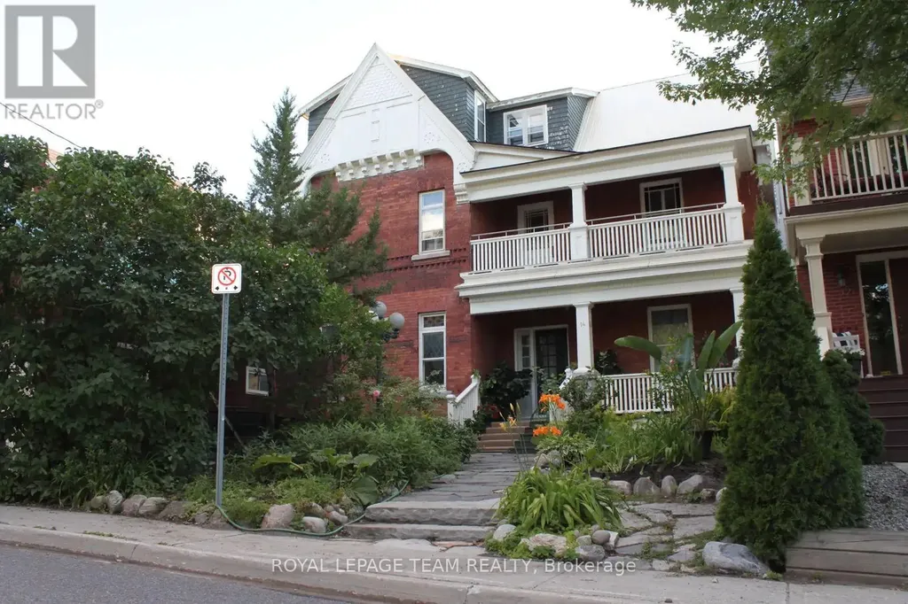14 Galt Street Ottawa ON K1S 4R4