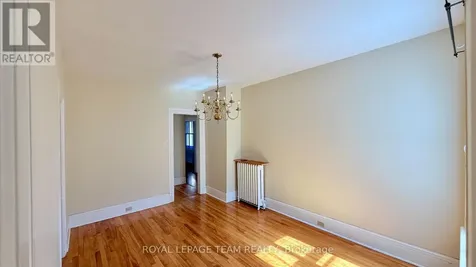 14 Galt Street Ottawa ON K1S 4R4