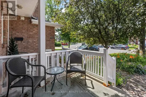 988 Lucille Way Ottawa ON K4A 4J2