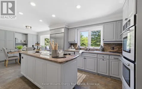 7925 Cedarbrook Trail Whitby ON L1M 1L9
