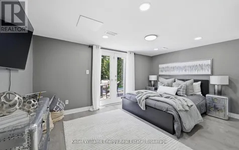 7925 Cedarbrook Trail Whitby ON L1M 1L9