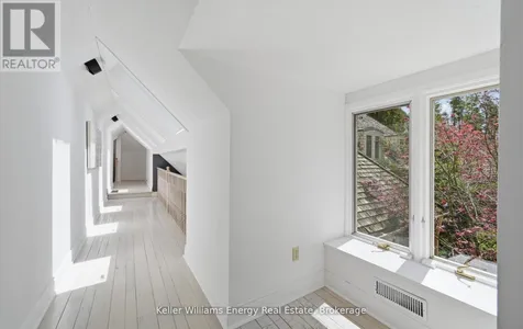 7925 Cedarbrook Trail Whitby ON L1M 1L9