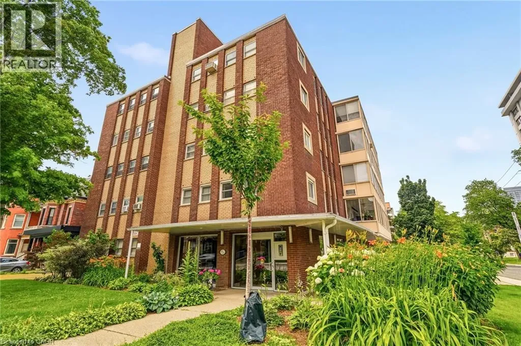 38 Charlton Avenue West Hamilton ON L8P 2C1