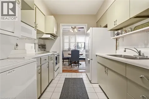 38 Charlton Avenue West Hamilton ON L8P 2C1