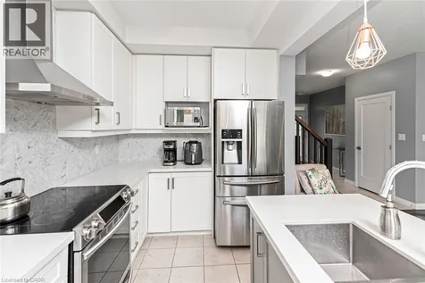 55 Greenwich Avenue Stoney Creek ON L8J 0L6