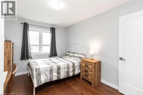 55 Greenwich Avenue Stoney Creek ON L8J 0L6