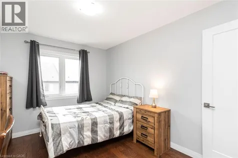 55 Greenwich Avenue Stoney Creek ON L8J 0L6