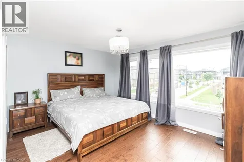 55 Greenwich Avenue Stoney Creek ON L8J 0L6