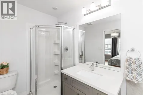 55 Greenwich Avenue Stoney Creek ON L8J 0L6