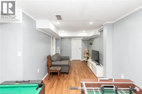 55 Greenwich Avenue Stoney Creek ON L8J 0L6