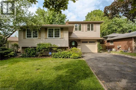342 Bryant Crescent Burlington ON L7L 3Z5